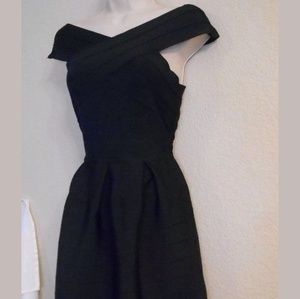 sz L (US 8-10) NWOT Bandage Dress Pleated Waist